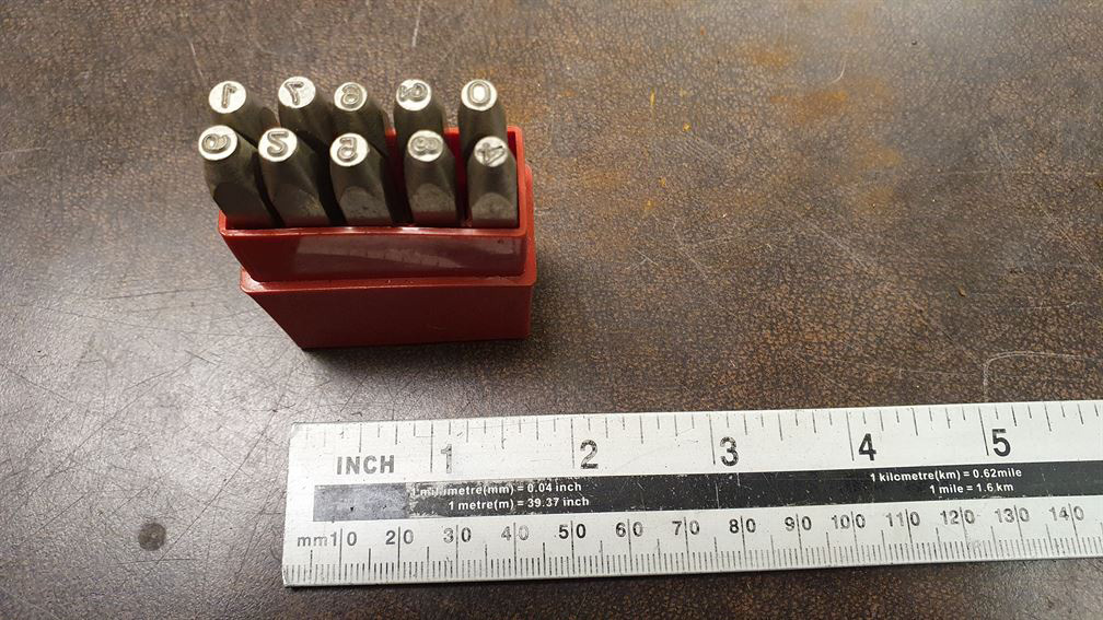 (099) 2.5mm number punch set