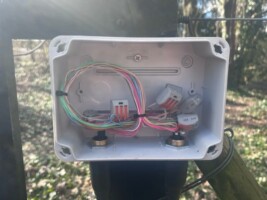 New signalling connection box